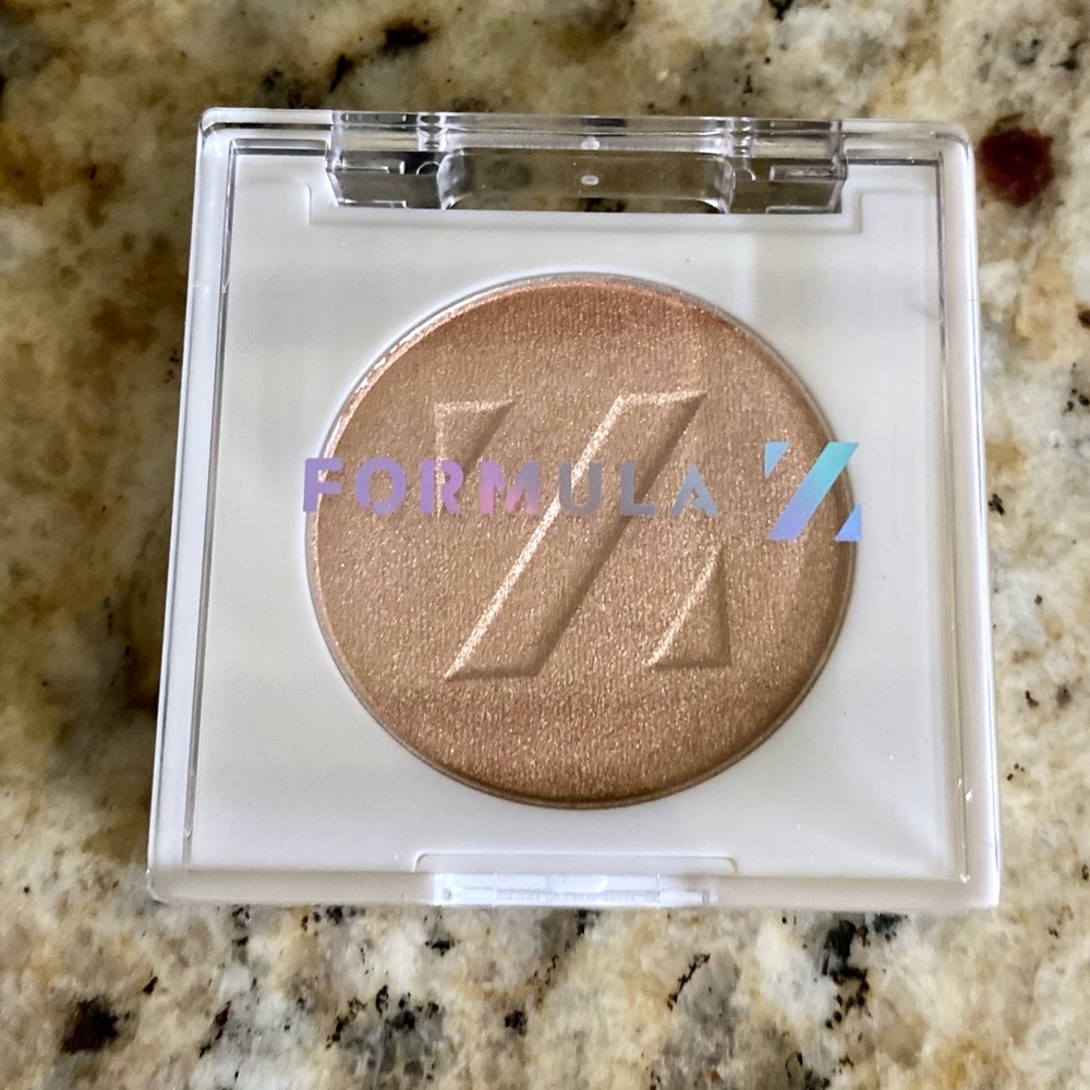 FORMULA Z MINI HIGHLIGHTER IN MEGA YACHT